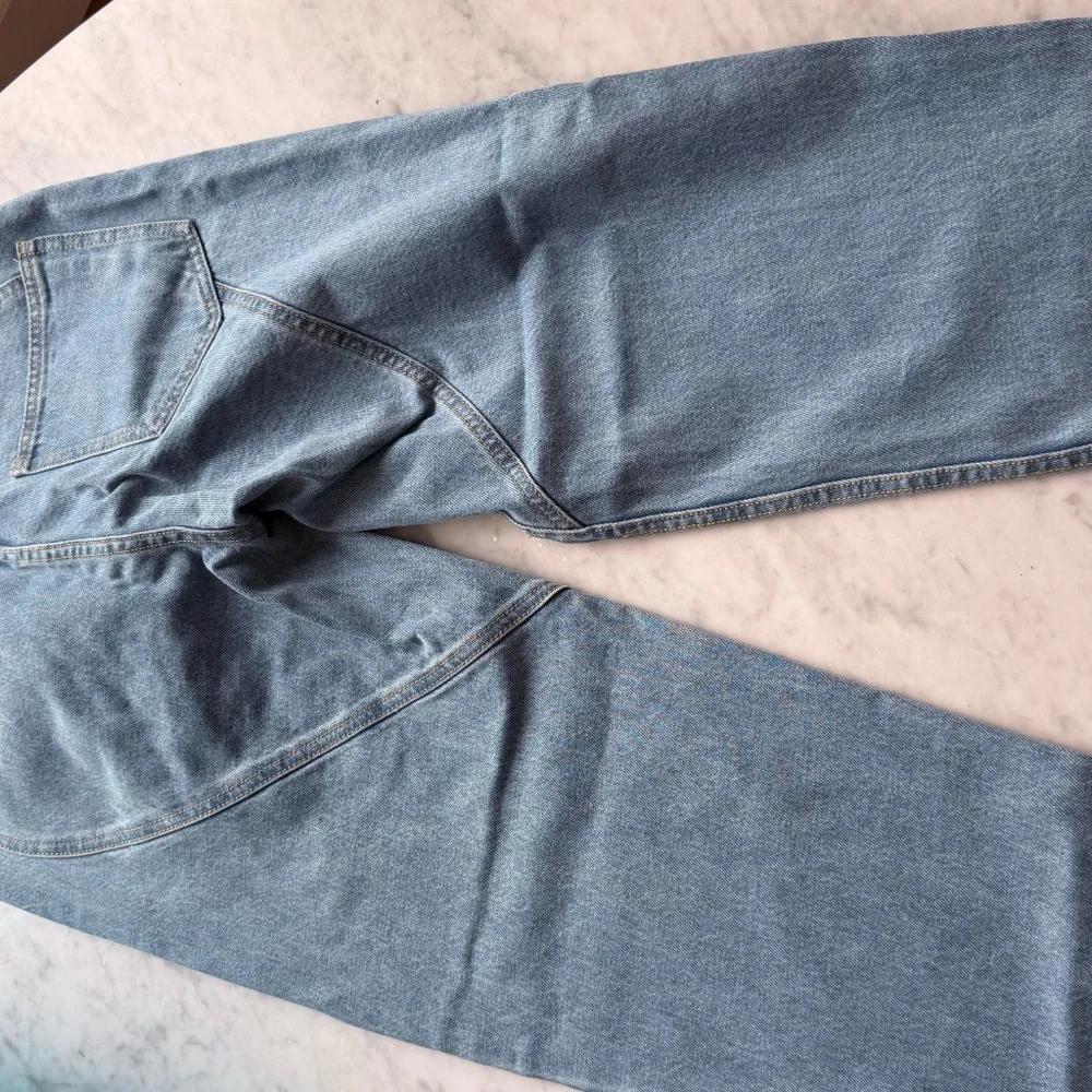 Area Embellished cutout high-rise straight jeans - Picture 7 of 7